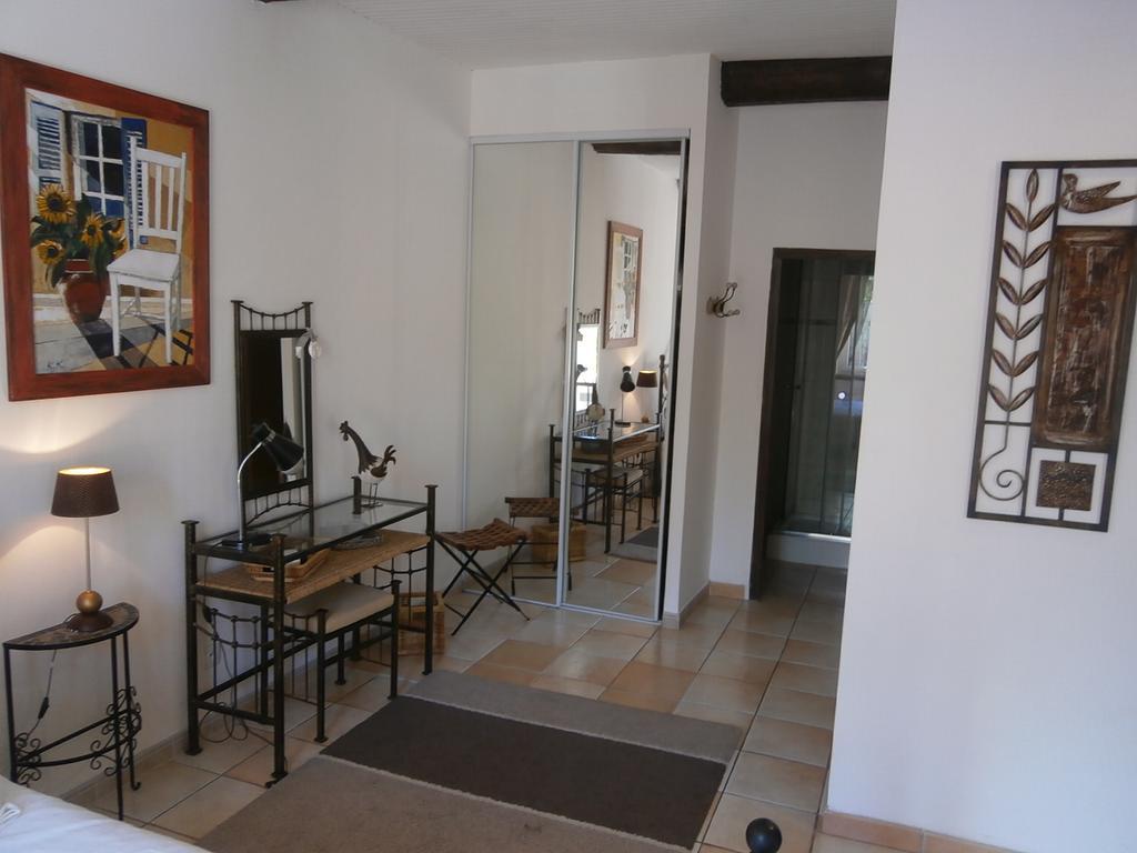 Maison de la Place Saint-Chinian Extérieur photo